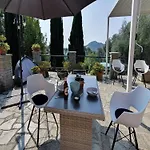 3-apartment Coastal Italian *