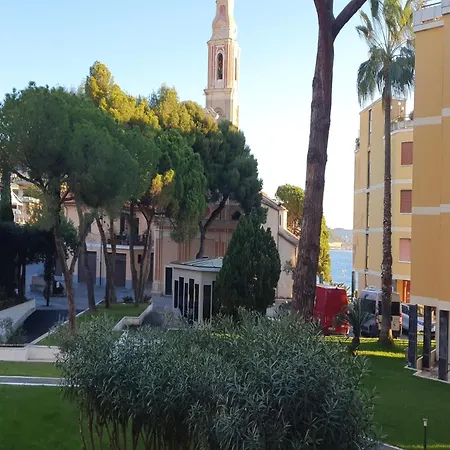 3-apartment Coastal Italian