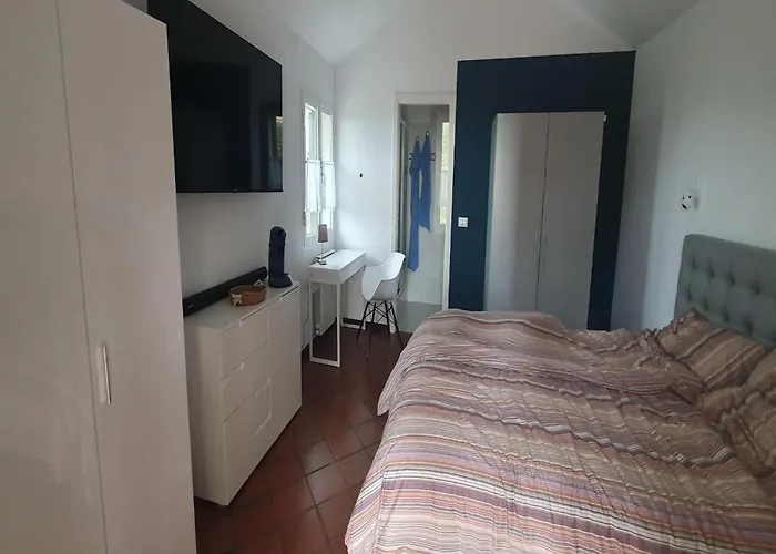 Vila Charmante Mit Drei